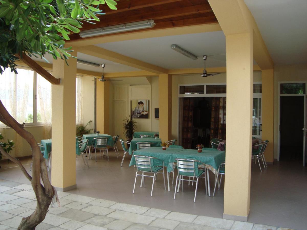 Apartments And Rooms By The Sea Pag - 11487 Паг Екстериор снимка